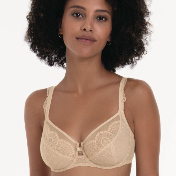Anita Selma - Image 6