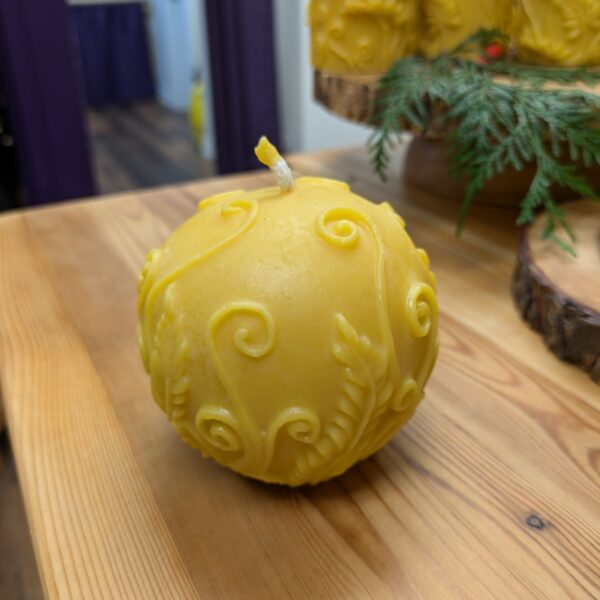 Pure Beeswax Candles - Image 2