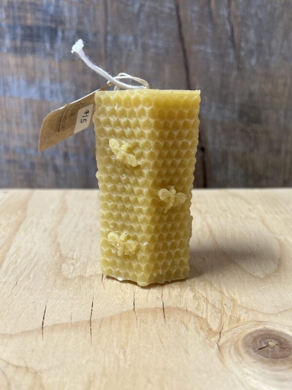 Buzzing Bees Candle - Image 2